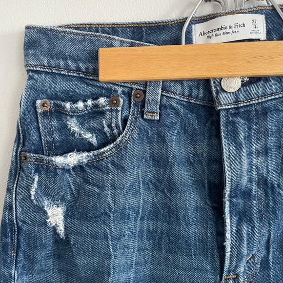 ABERCROMBIE & FITCH High Rise Mom Denim Jean - Picture 3 of 6